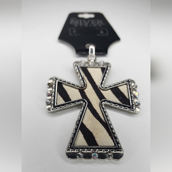New Silver Strike belt or saddle clip Rhinestones Cross - Picture 2 of 4